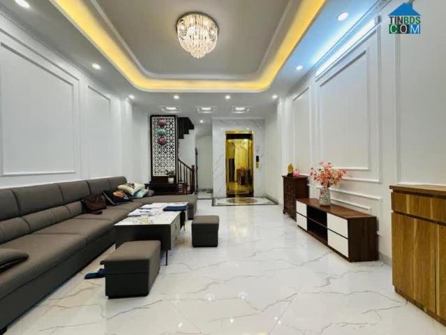 Bán Nhà Trần Cung 40M2 6 Tầng Thang Máy Kinh Doanh Lô Góc Ngõ Cực Rộng Giá 5.3 Tỷ