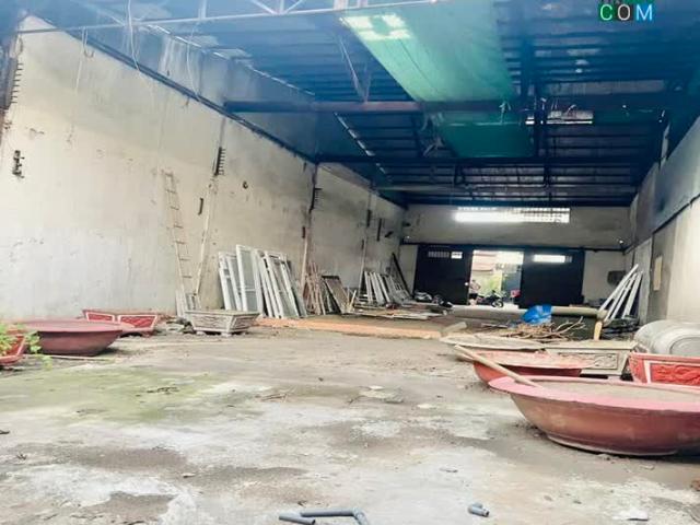Bán nhà HXT hạ 2 tỷ, Trịnh Đình Trọng, Phú Trung, Tân Phú, 200m2, ngang 8m̉