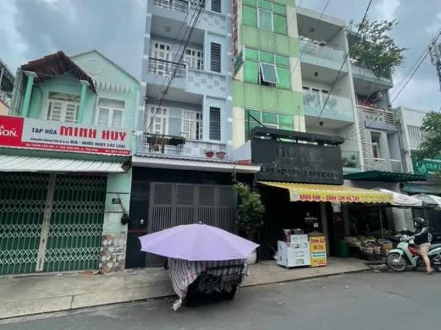 Bán nhà MTKD Trần Văn Ơn. Dt 4 x 19 nhà 3 lầu st giá 12 tỷ thương lượng