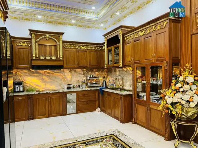 Bán BT 2MT, ngay Phạm Ngọc Thạch, Phú Mỹ, Thủ Dầu 1, Bình Dương, 350m2, 3 tầng