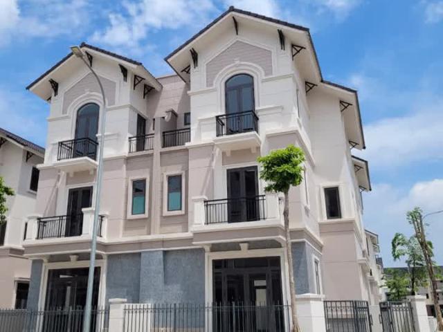 Bán căn góc vườn hoa siêu hiếm 135m2 tại centa villa