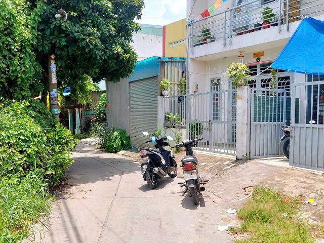 Bán 119m2 có 2 căn nhà 1 tấm hẻm xe hơi thu nhập 10tr/tháng