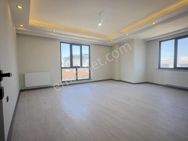 Başokur'dan Bahçelievler Devlet Hastanesi Üstü 3+1 Kiralık
