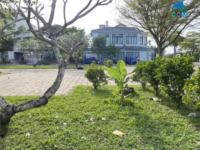 Bám nhà KDC Lâp Phúc Nhà Bè, căn góc 2MT, view công viên, MT đường 20m