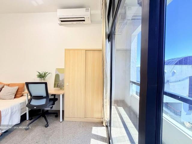 Banyan Condominium D5, Condominium