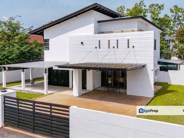 Banyan Close