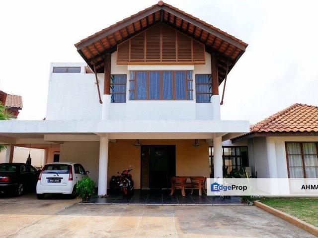 Banyan Close