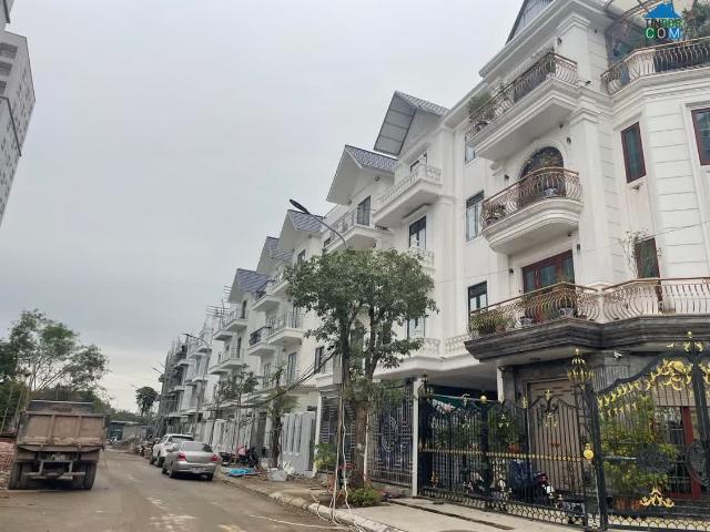 Bán 3 lô biệt thự ĐỀN LỪ, 336m, mặt tiền khủng 24m, 75 tỷ, mặt đường 3 ô tô tránh, tt quận HOÀNG MAI