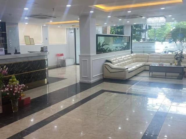 Bán 100m 7 Tầng 7.8m. Mặt Tiền. Trần Duy Hưng Cầu Giấy. Thu 90tr/ tháng