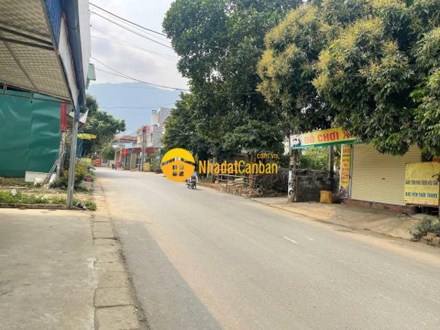 Bán 120m2 đất sẵn nhà 2 tầng tại trục chính yên bình, giáp ubnd xã, kinh doanh buôn bán đẹp