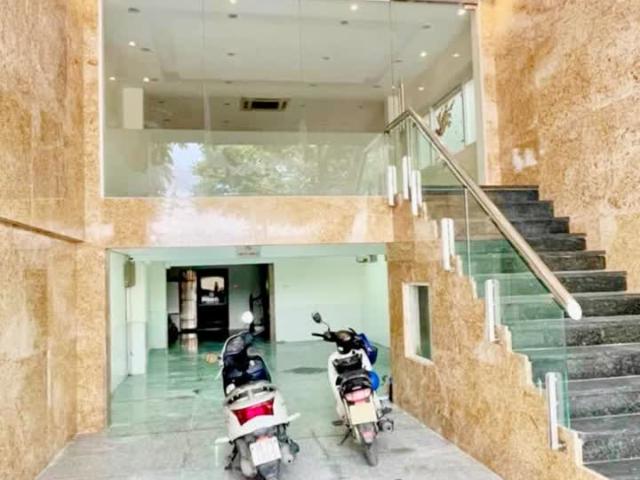 Bán 185m 8 Tầng 6m. Mặt Tiền. Phố Lê Trọng Tấn Thanh Xuân