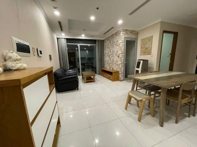 BÁN 2PN VINHOMES CENTRAL PARK THÁP L6 SÁT TRUNG TÂM THƯƠNG MẠI