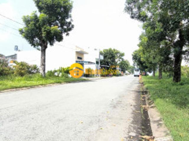Bán 500m2 đất thổ mt phan văn mãng, tt bến lức sổ riêng, giá 20 triệum2