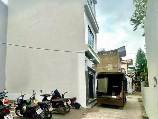 Bán căn nhà 3 tầng ngõ phố Bình Lộc, ph Tân Bình, TP HD, 48.4m2, mt 4.6m, 3 ngủ, 3 vs, ngõ oto