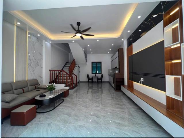 Bán căn nhà 3 tầng ngõ phố Phan Chu Trinh, ph Nhị Châu, TP HD, 41.5m2, mt 5m, 3 ngủ, 1.8x tỷ
