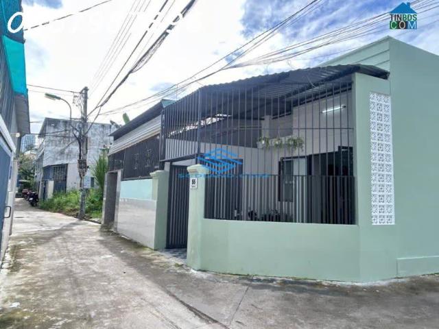 Bán căn nhà cấp 4 lô góc 2 mặt tiền đường Đặng Lộ, Vĩnh Hải, Nha Trang