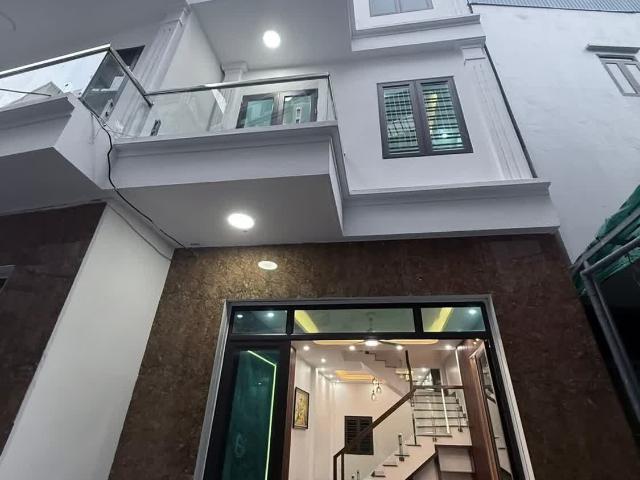 Bán căn nhà ngõ phố Rặng Nhãn, ph Bình Hàn, TP HD, 48m2, 3 tầng, 3 ngủ, đã có nội thất