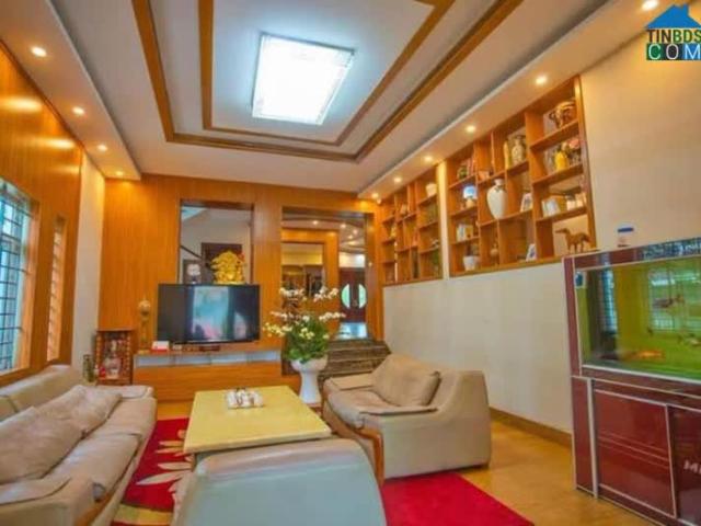 Bán căn biệt thự 1000m2 đối diện khách sạn Mường Thanh Cái Dăm, Bãi Cháy, Hạ Long