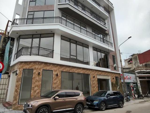 Bán căn góc mặt đường Lê Thanh Nghị, TP Hải Dương, 84.3m2, 5 tầng, KD buôn bán, giá tốt