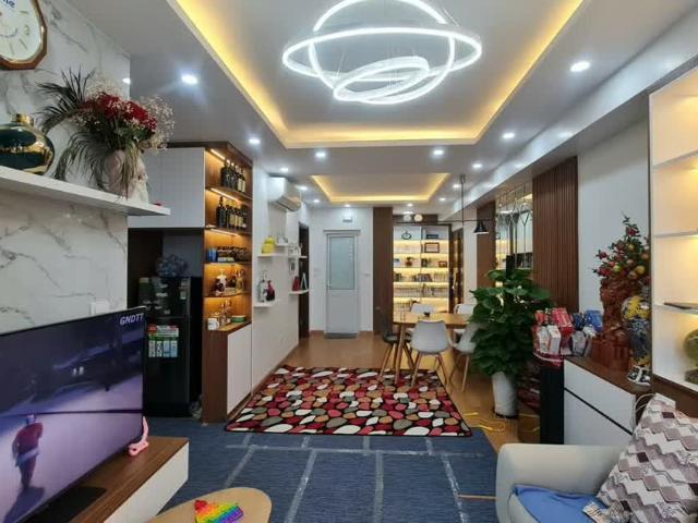 Bán căn hộ 2 phòng ngủ 83m nội thất đẹp Gelexia Riverside Tam Trinh Yên Sở
