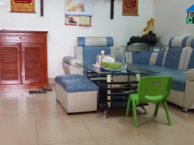 Bán căn hộ 70m2, 2PN, 2WC, full nội thất tại KĐT Việt Hưng gần Vinhomes Riverside