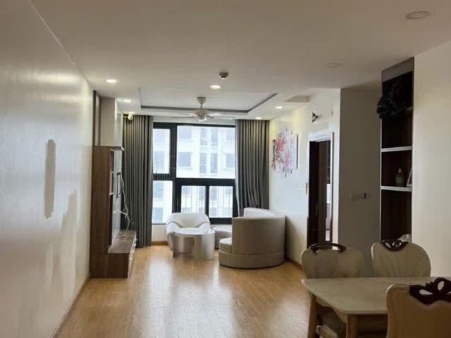 Bán căn hộ CC Ecolake View 32 Đại Từ, 76m, 2 ngủ, nhà đẹp, sđcc, 4.6 tỷ