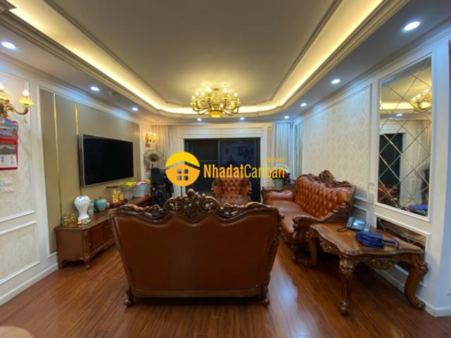 Bán căn hộ chung cư 4 phòng ngủ goldmark city, nội thất đẹp, ban công view nộ khu