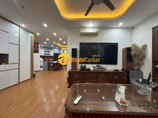 Bán căn hộ chung cư tây hà tower 19 tố hữu 126m 3pn full đồ 2 ban công đn và đb có lốt ô tô