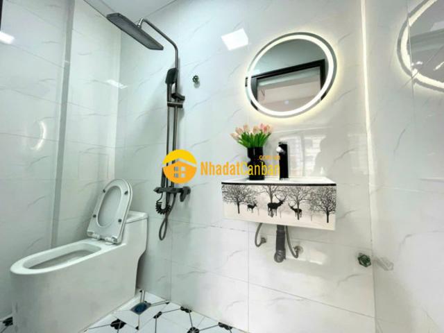 Bán căn hộ chung cư tòa đơn nguyên 2 oct2 bắc linh đàm dt 65m2, giá 3.55 tỷ