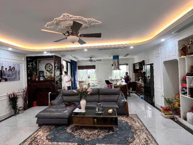 Bán căn hộ chung cư Vật Tư Du Lịch tại Trần Thủ Độ, Hoàng Mai 145m2, 3 ngủ, Giá 6. X tỷ