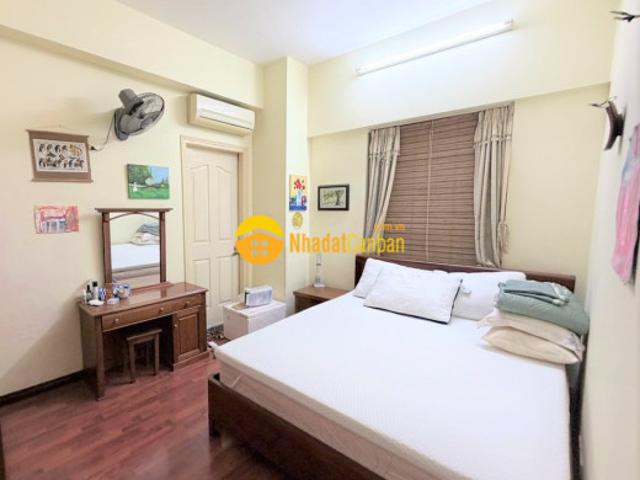 Bán căn hộ chung cư kim mã, ngọc khánh, lô góc 107m 3 ngủ, ô tô đõ sảnh, nhỉnh 8 tỷ