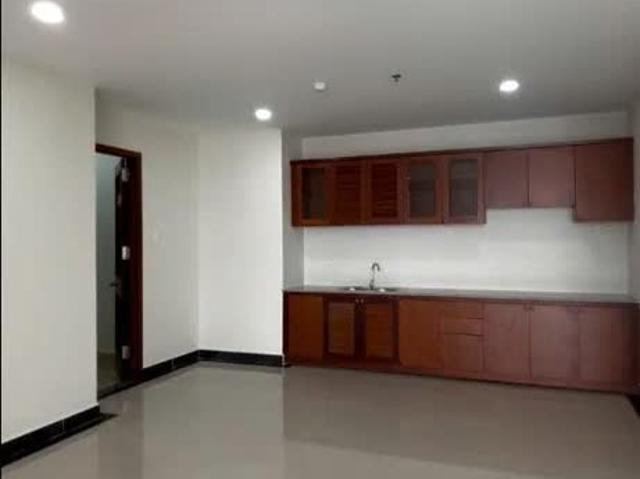 Bán căn hộ Chánh Hưng Giai Việt đường Tạ Quang Bửu Q8/ giá dự kiến 60tr/m2 / LH 0938839