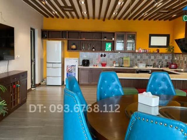 Bán căn hộ Penthouse KĐT Việt Hưng, DT: 230m2, 4PN, full đồ
