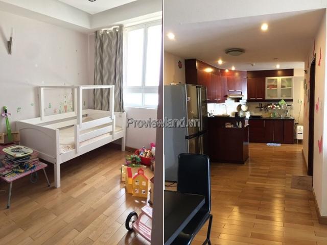 Bán căn hộ tại Hùng Vương Plaza với 3 phòng ngủ tầng cao