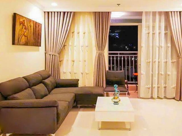 Bán Căn hộ tại Vinhomes Central Park tầng thấp view đẹp gồm 3 phòng ngủ với diện tích 94m2