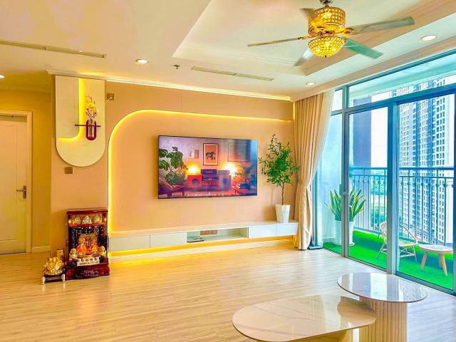 Bán Căn hộ tại Vinhomes Central Park gồm 3 phòng ngủ tầng cao view đẹp với diện tích 126m2
