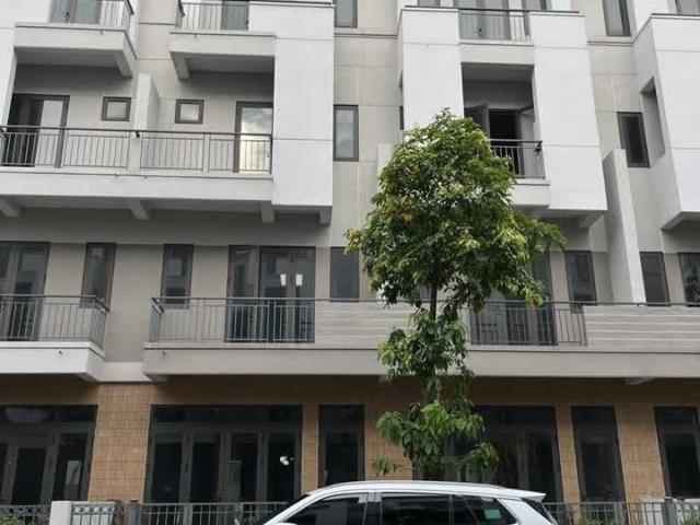 Bán căn shophouse Vsip Từ Sơn đối diện chung cư