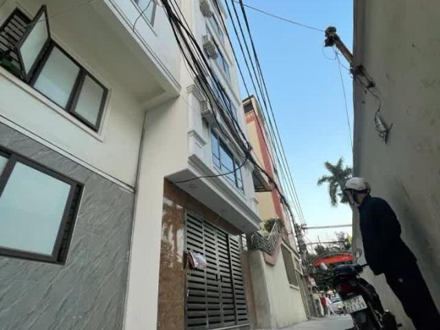 Bán CCMN đường Cầu Diễn 11P Kép Kín, 8 Tầng, Mặt tiền bề thế Oto, Gần Phố chỉ 14 tỷ