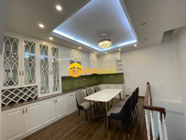 Bán chung cư vườn đào 689 lạc long quân, tây hồ 100m2, tầng 5, giá 4.7 tỷ, lô góc 0967560