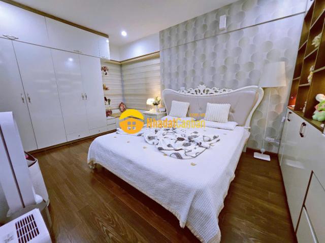 Bán chung cư xuân phương quốc hội căn góc 116m 3pn full đồ có lốt ô tô ban công đn đb