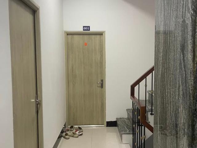 Bán chung cư mini ngõ 381 Nguyễn Khang, DT 126m, 7 tầng thang máy, MT 6.6m, giá 54 tỷ, ngõ 5m