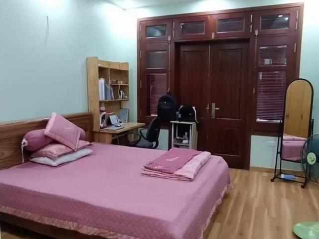 Bán chung cư Nguyễn Hữu Thọ Bắc Linh Đàm 90m2 giá 2.25tỷ