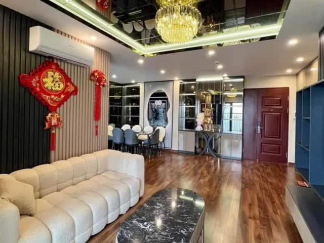 Bán CHCC The Garden Hill 81m2 chào 3 tỉ hơn nhà đẹp nội thất full