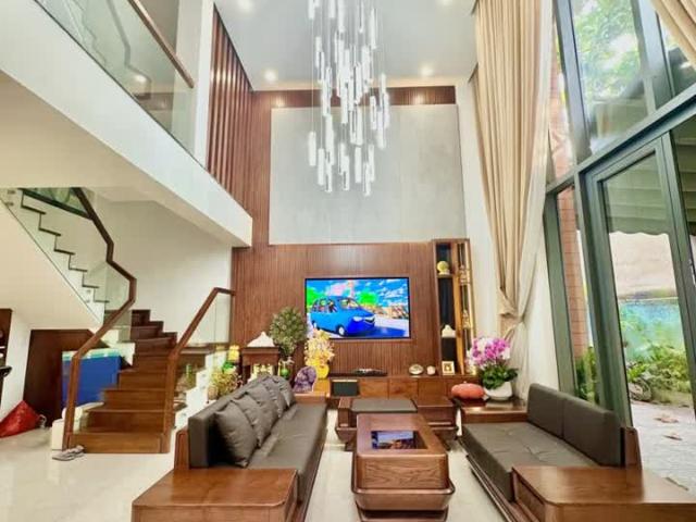 Bán Biệt Thự 145M2 4Tầng HXH Đường Âu Cơ P14 Quận Tân Bình Chỉ Nhỉnh 19Tỷ
