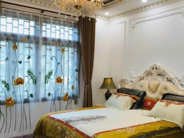 Bán biệt thự Thăng Long 150m2 ngang 7m5 giá 20tỷ 2
