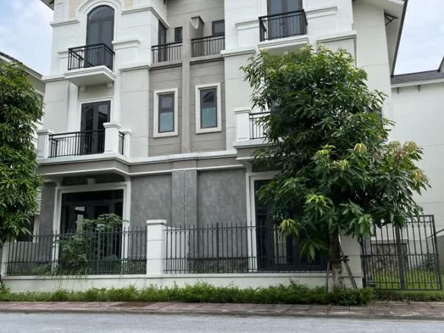 Bán biệt thự vườn 135m2 giá chỉ hơn 40tr/m2