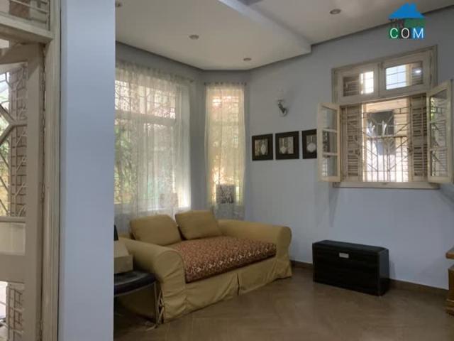 Bán biệt thự Vân Hồ, HBT 90m x5T chỉ 17 tỷ MT 10m vườn cây kiến trúc Pháp ở và kinh doanh