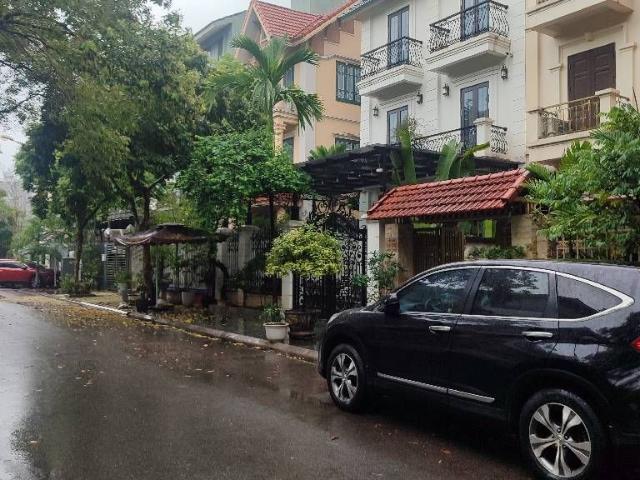 Bán biệt thự việt hưng 152m2 4 tầng thô tiện ích, ở sướng 4x tỷ