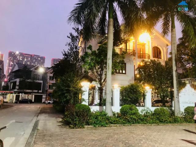 Bán Biệt Thự Vip Lạc Long Quân Tây Hồ 210m² Sổ Đỏ