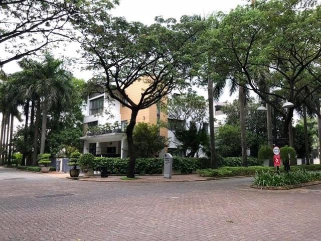 Bán biệt thự căn góc Villa Riviera An Phú, DT 277m², hướng Đông Nam, giá 135 tỷ